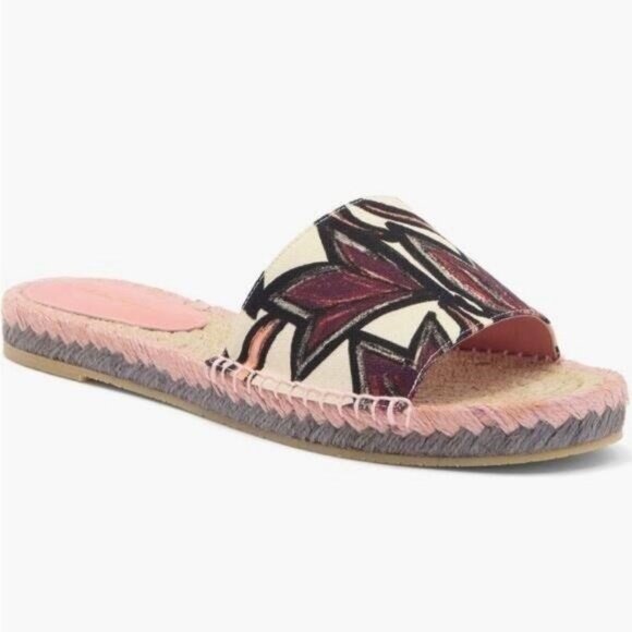 Salvatore Ferragamo Shoes - New Authentic FERRAGAMO Cabrera Espadrille Slide Sandal (Women)